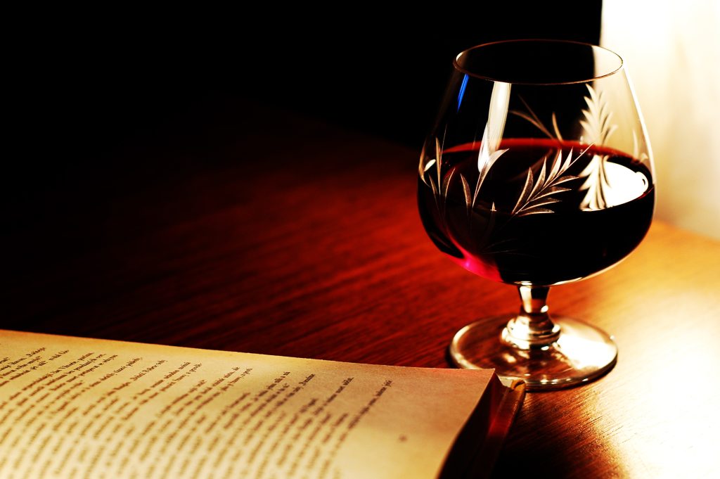 book-and-drink-1329389-1024x681