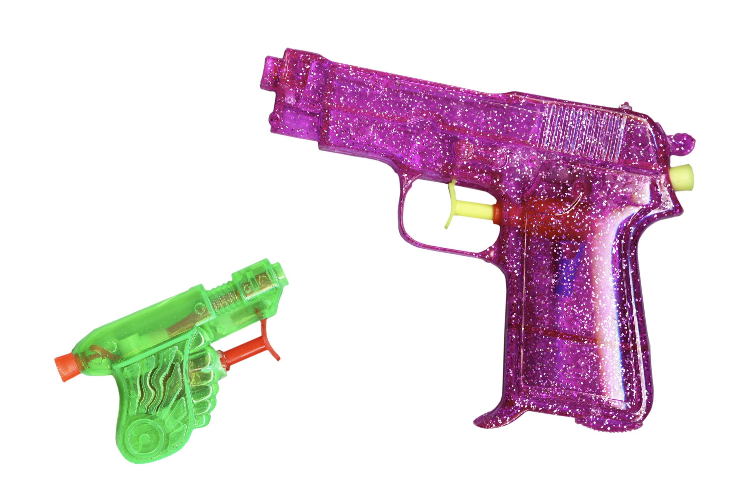 water-pistols-1907004-scaled